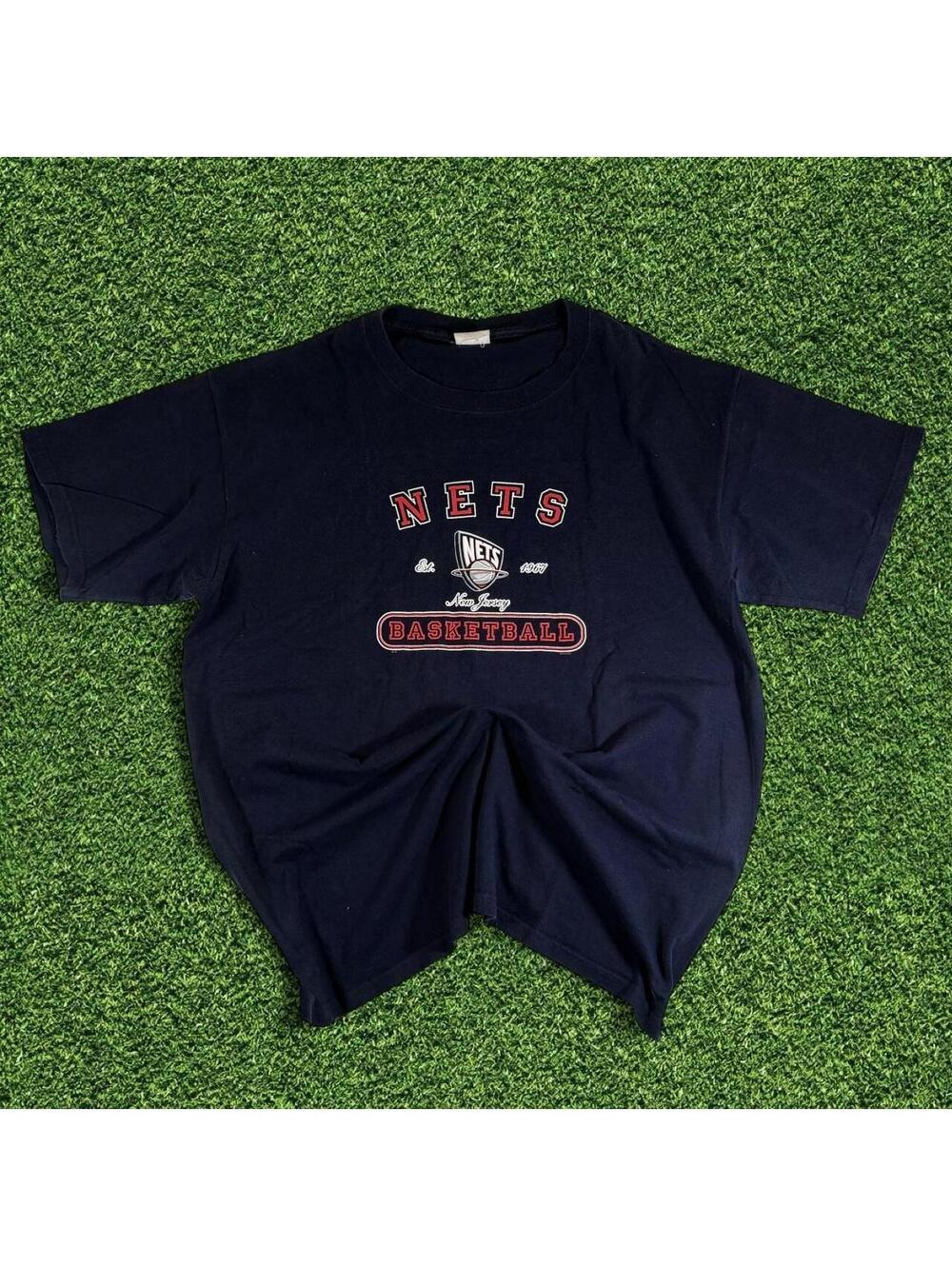 Vintage 90s Brooklyn Nets NBA T-Shirt Navy Red Size XL
